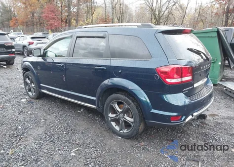 2015 Dodge Journey Crossroad z USA, uszkodzony, nr VIN 3C4PDDGG4FT554859